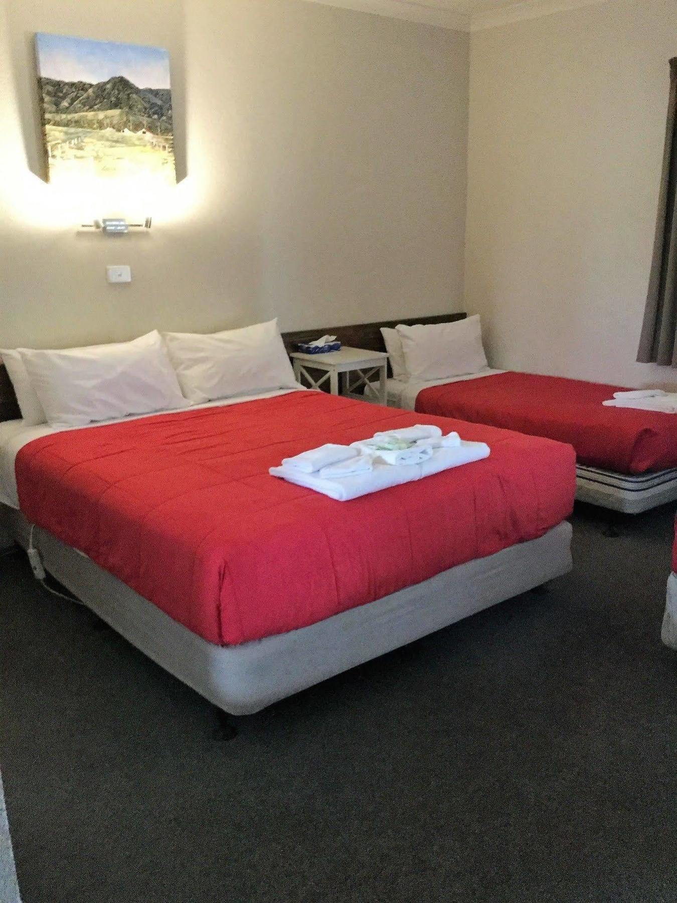 Murray Valley Motel Водонга Екстер'єр фото